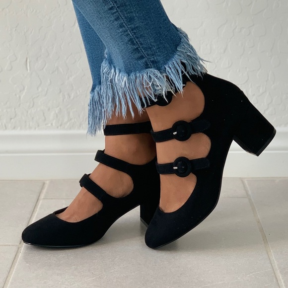 NIB Black Mercury Mary Jane Triple Buckle Pump - Picture 5 of 7